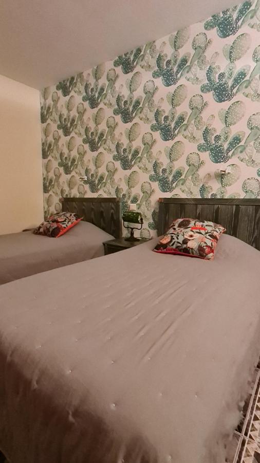 Bed and Breakfast La Casa Color Lamagdelaine Экстерьер фото